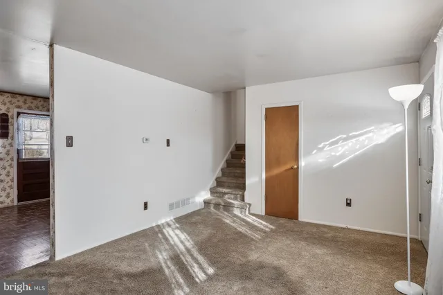 $320,000 | 239 College Drive, Pemberton, NJ 08068