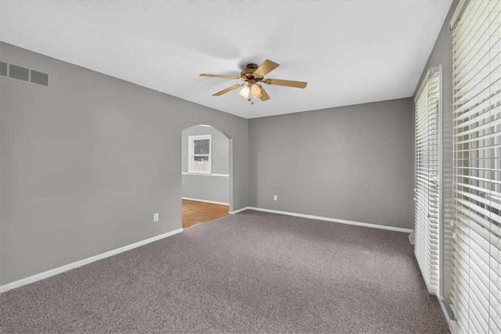 8107 Noland Road Lenexa, KS 66215 - Photo 8 of 46 Gallery Image 8