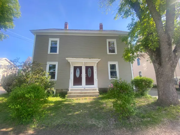 $1,775 | 25 Elm Street, Unit A, Newmarket, NH 03857