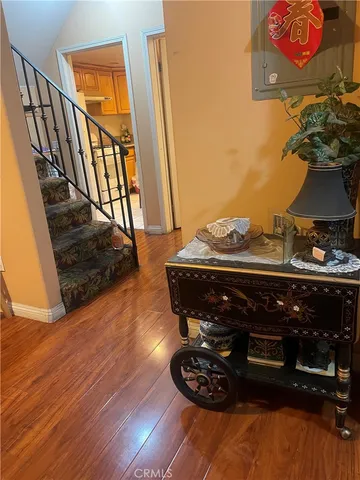 a table with wooden floor