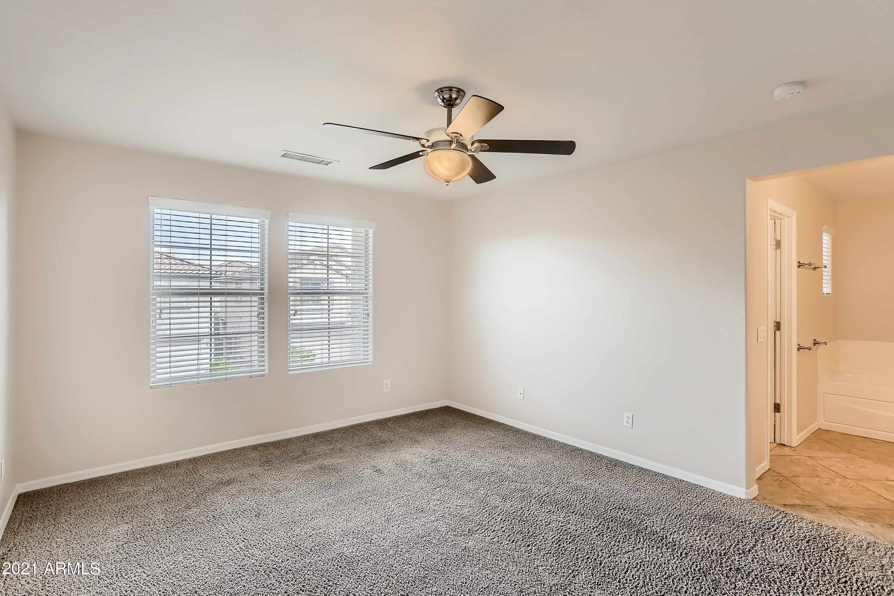 2039 West Kathleen Road Phoenix, AZ 85023 - Photo 17 of 33 2nd Floor Primary Bedroom