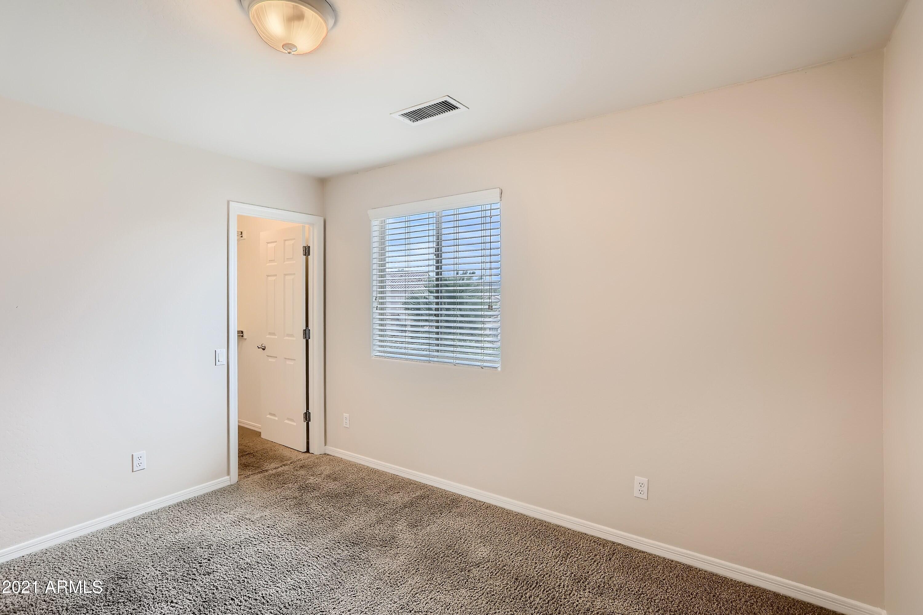 2039 West Kathleen Road Phoenix, AZ 85023 - Photo 22 of 33 2nd Floor Bedroom