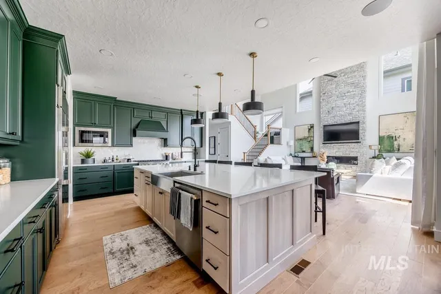 $924,900 | 7385 West Flathead Lk Street, Eagle, ID 83616