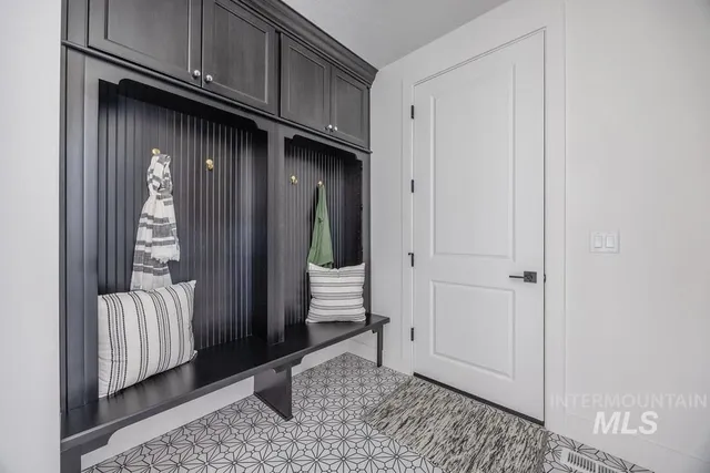 $924,900 | 7385 West Flathead Lk Street, Eagle, ID 83616