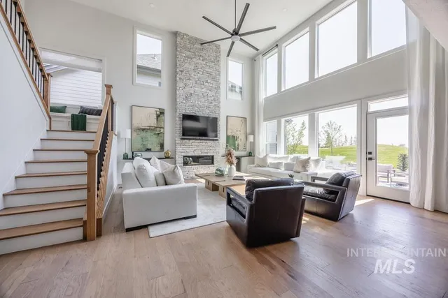 $924,900 | 7385 West Flathead Lk Street, Eagle, ID 83616