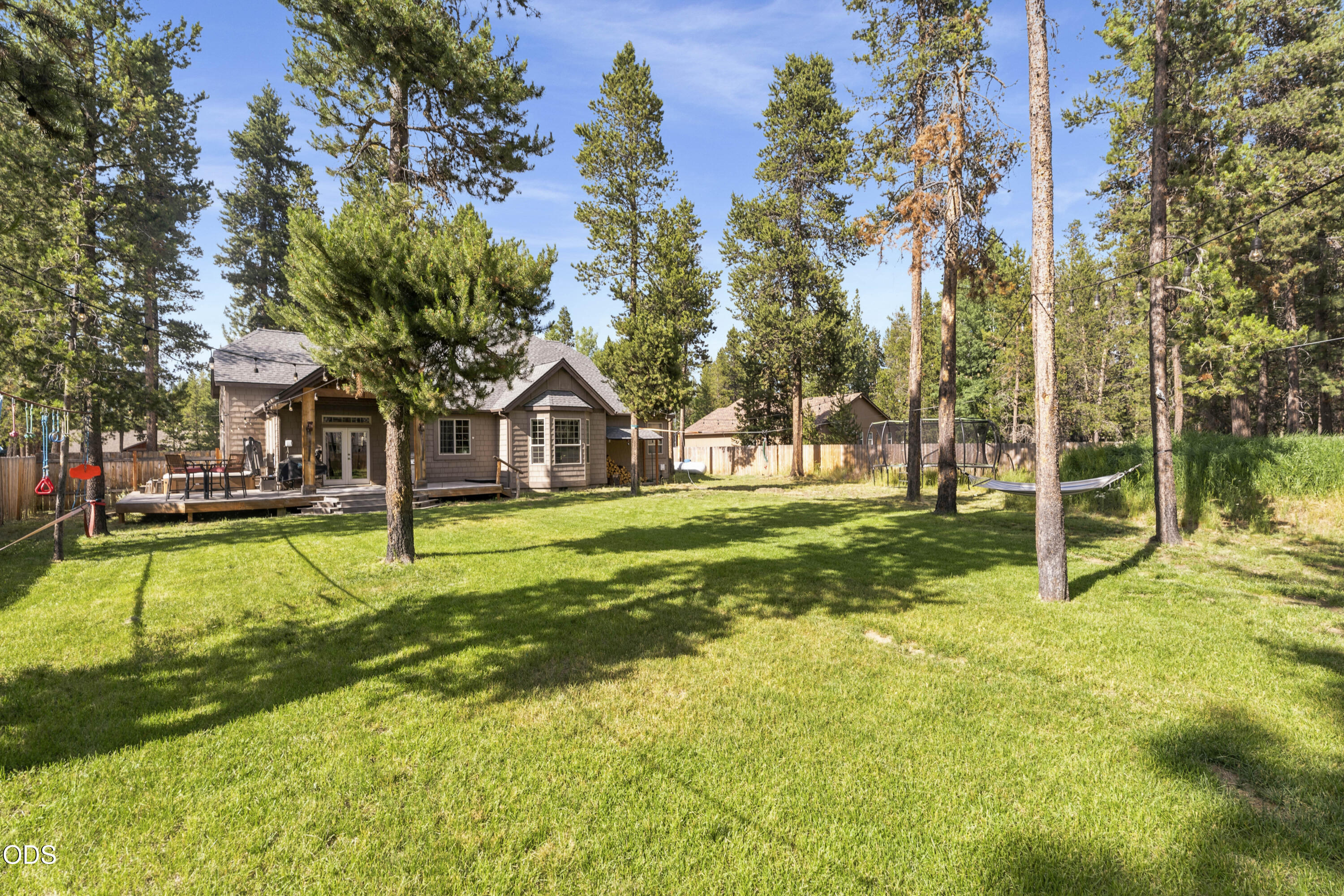 17169 Kingsburg Road Bend, OR 97707 - Photo 13 of 77