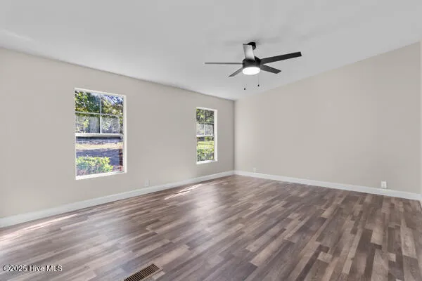 $289,500 | 1320 Sloop Point Road, Hampstead, NC 28443