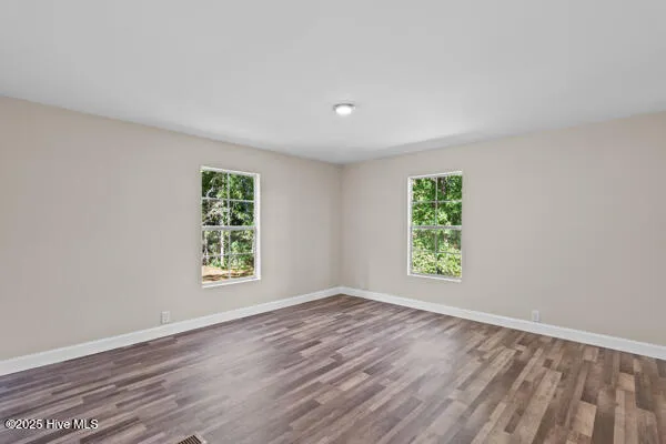 $289,500 | 1320 Sloop Point Road, Hampstead, NC 28443