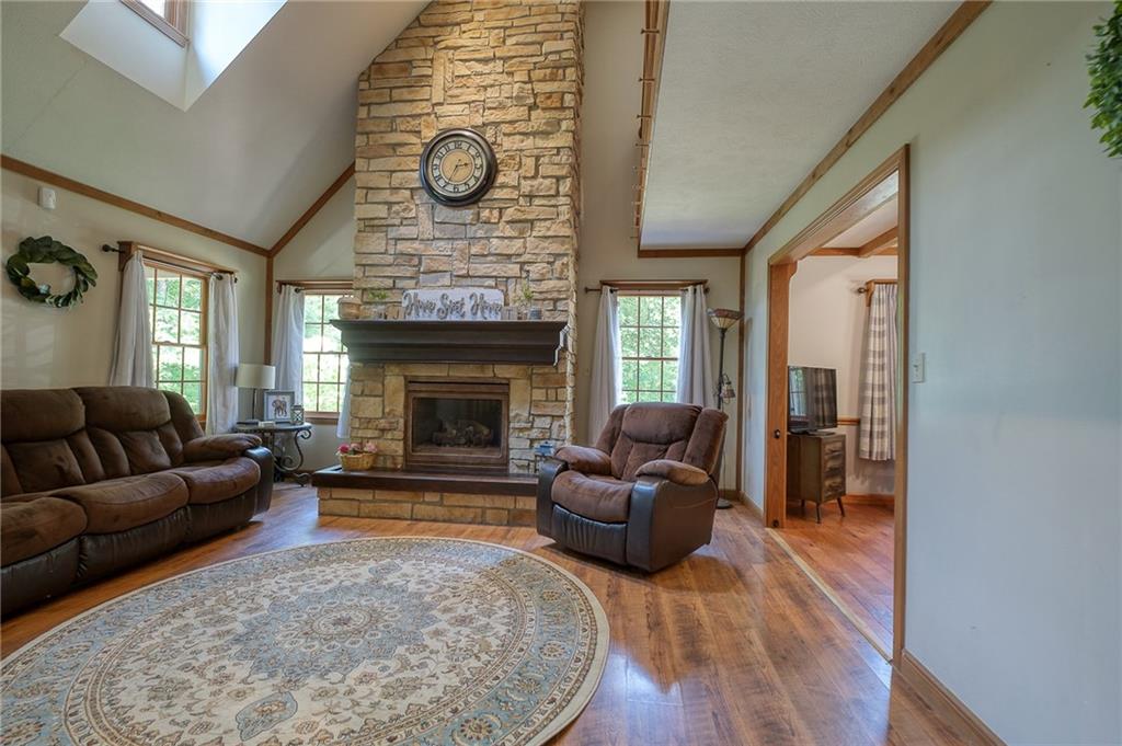 296 Lisbon Road Beaver, PA 15009 - Photo 3 of 25