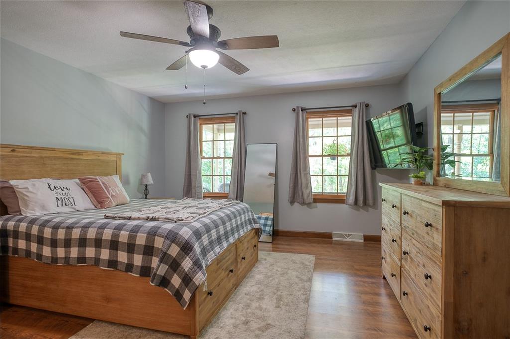 296 Lisbon Road Beaver, PA 15009 - Photo 9 of 25