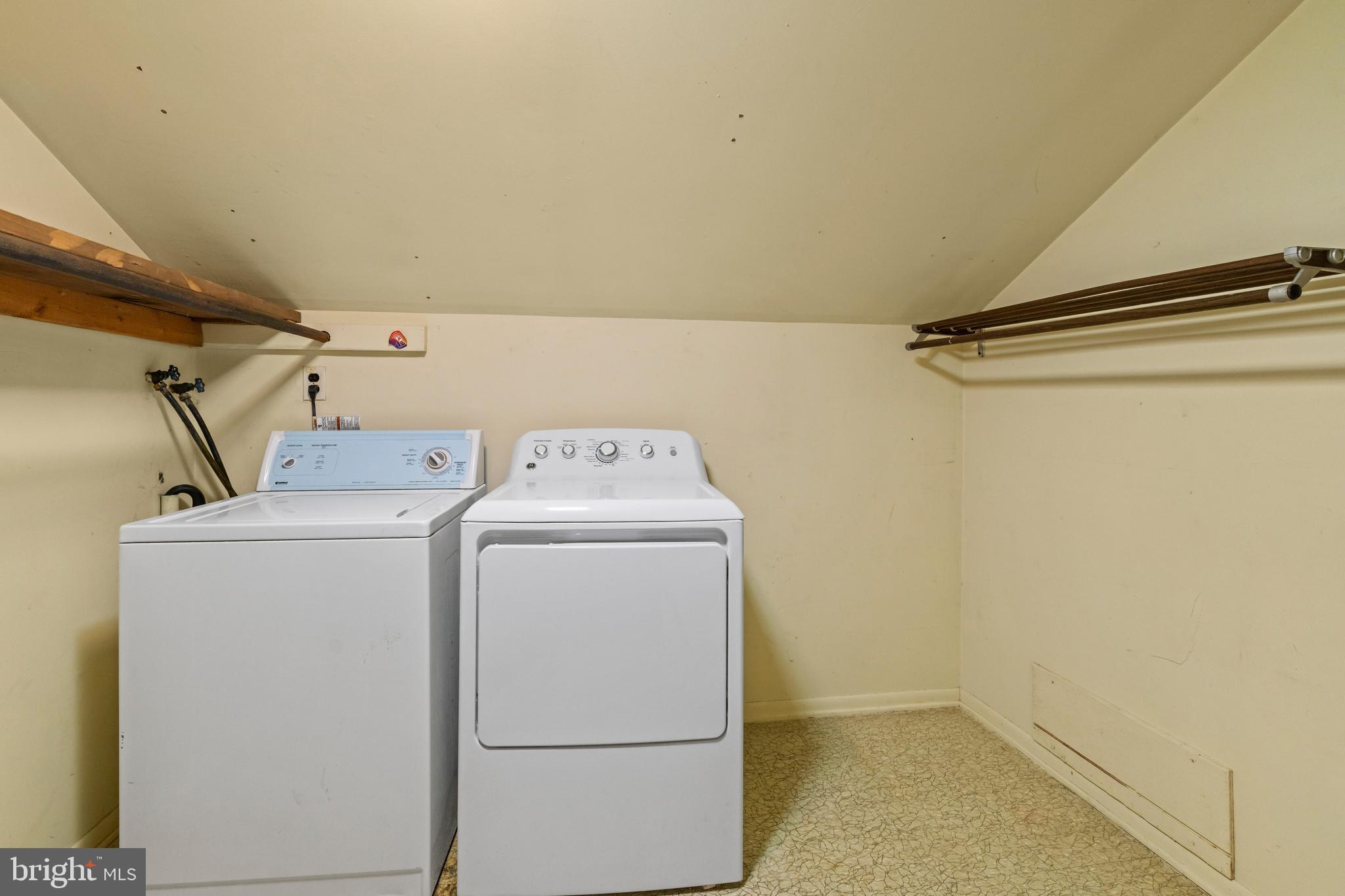 508 Fairhurst Road Fairless Hills, PA 19030 - Photo 10 of 24 Gallery Image 10
