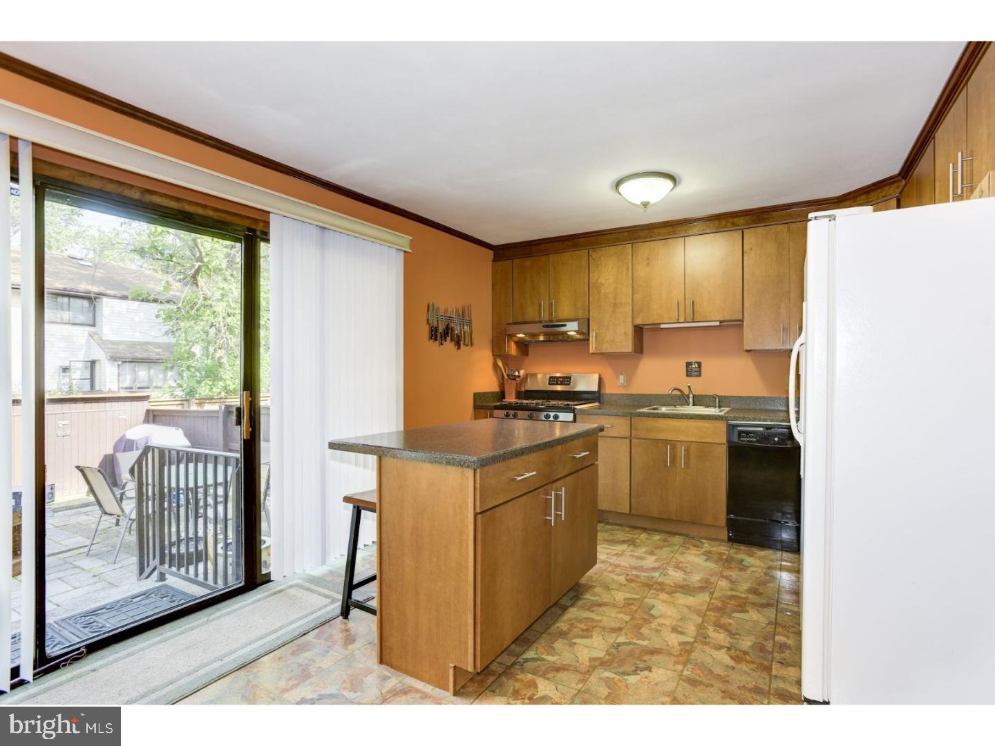 247 Probasco Road Hightstown, NJ 08520 - Photo 8 of 26