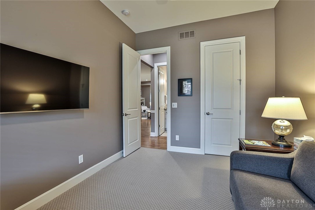 10296 Montgomery Road Cincinnati, OH 45242 - Photo 19 of 58 Gallery Image 19
