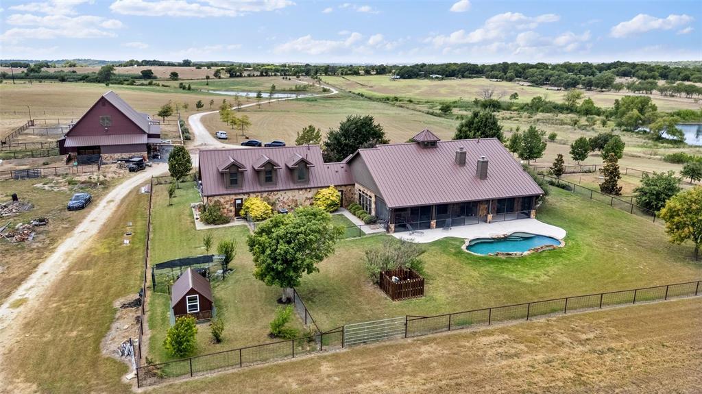 894 Blue Cut Road North McGregor, TX 76657 - Photo 3 of 40 Gallery Image 3