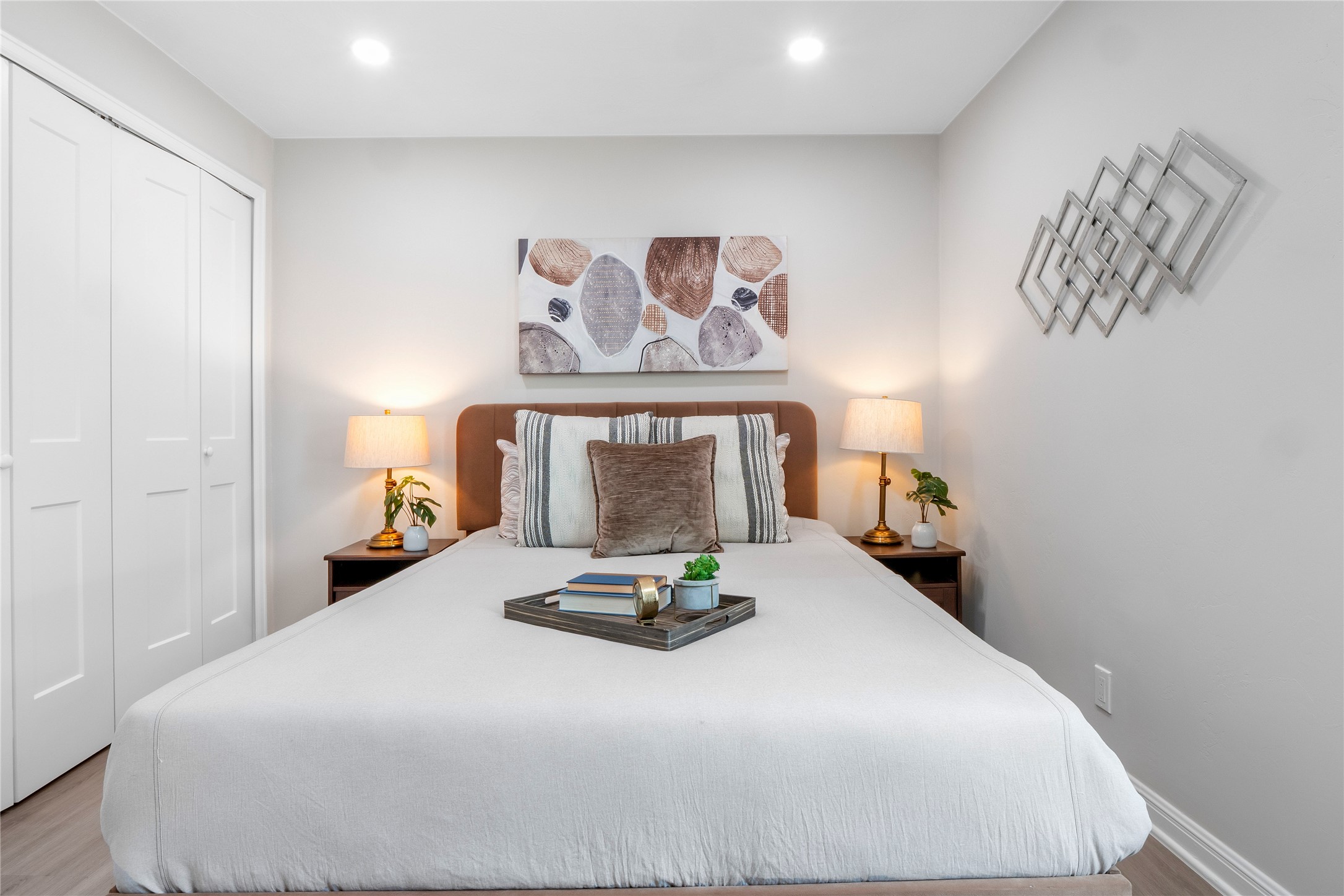 8007 Colony Loop Drive Austin, TX 78724 - Photo 18 of 40 Secondary bedroom with recessed lighting, natural light, and a spacious closet.