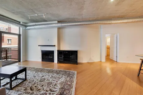 $475,000 | 125 East 13th Street, Unit 1103, Chicago, IL 60605