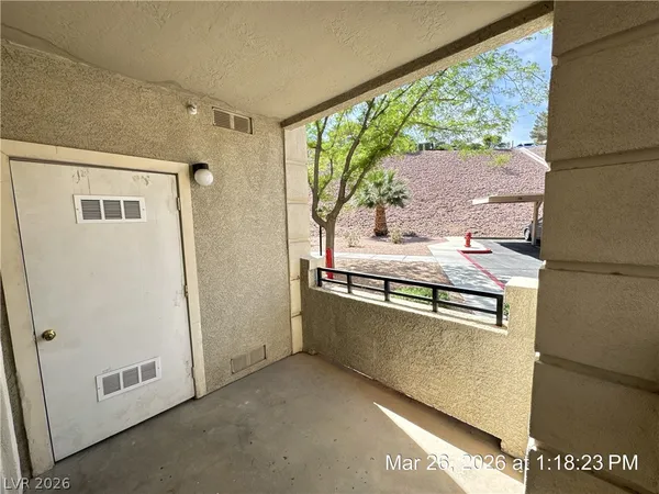$1,490 | 2900 Sunridge Heights Parkway, Unit 1016, Henderson, NV 89052