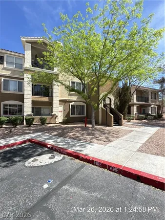 $1,490 | 2900 Sunridge Heights Parkway, Unit 1016, Henderson, NV 89052