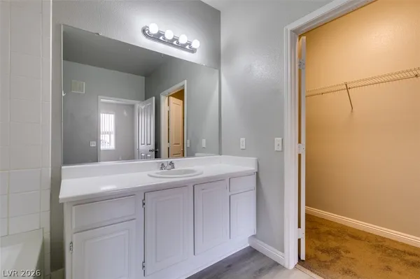 $1,490 | 2900 Sunridge Heights Parkway, Unit 1016, Henderson, NV 89052