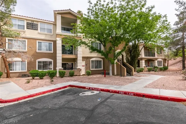 $1,490 | 2900 Sunridge Heights Parkway, Unit 1016, Henderson, NV 89052