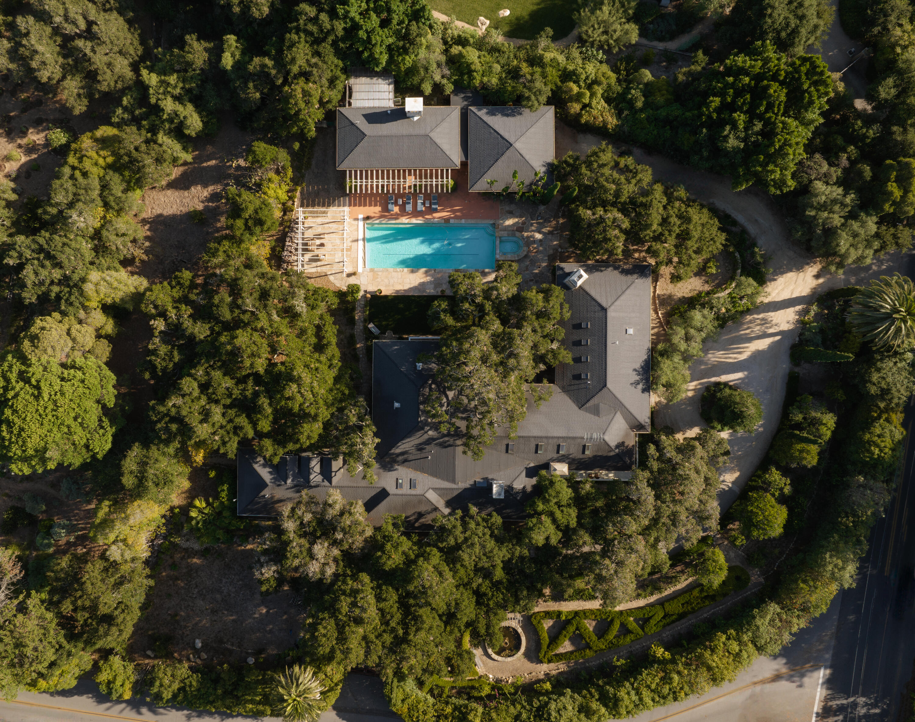 690 San Ysidro Road Montecito, CA 93108 - Photo 2 of 34 a picture of flowers