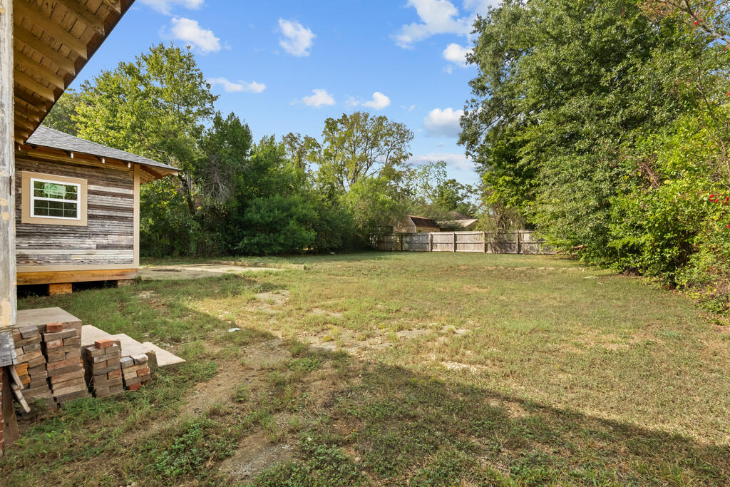 509 Crockett Road Palestine, TX 75801 - Photo 21 of 29 Gallery Image 21