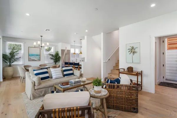 $5,850,000 | 924 D Avenue, Coronado, CA 92118