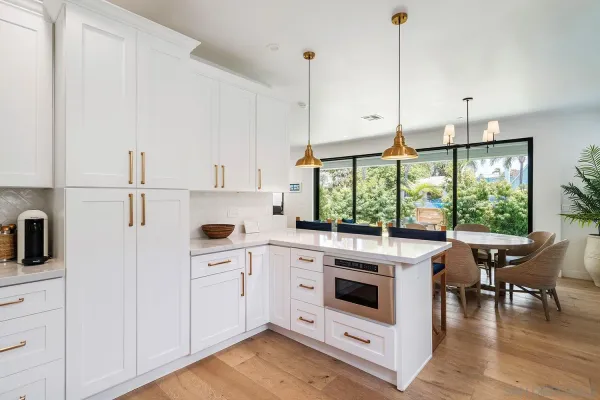 $5,850,000 | 924 D Avenue, Coronado, CA 92118