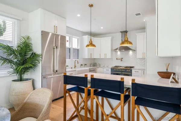 $5,850,000 | 924 D Avenue, Coronado, CA 92118