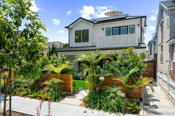 $5,850,000 | 924 D Avenue, Coronado, CA 92118