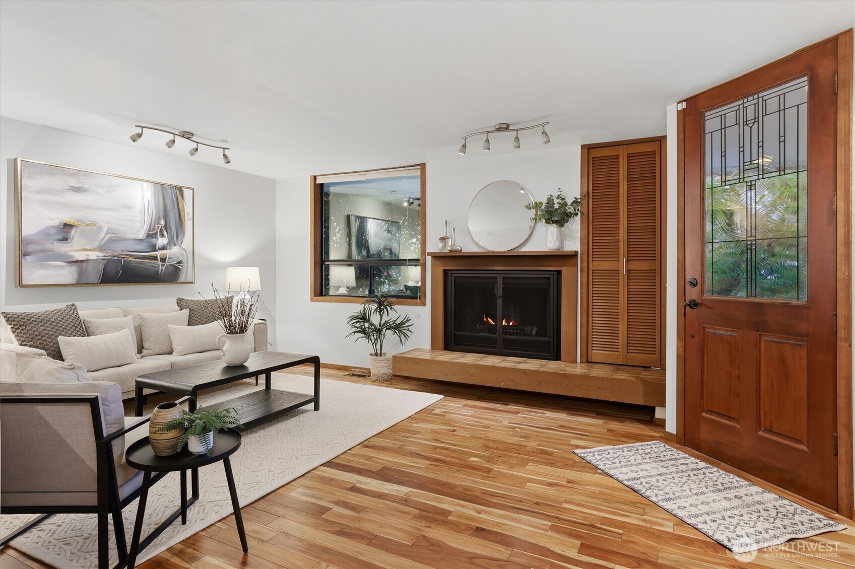 906 North 76th Street Seattle, WA 98103 - Photo 8 of 40 Gallery Image 8