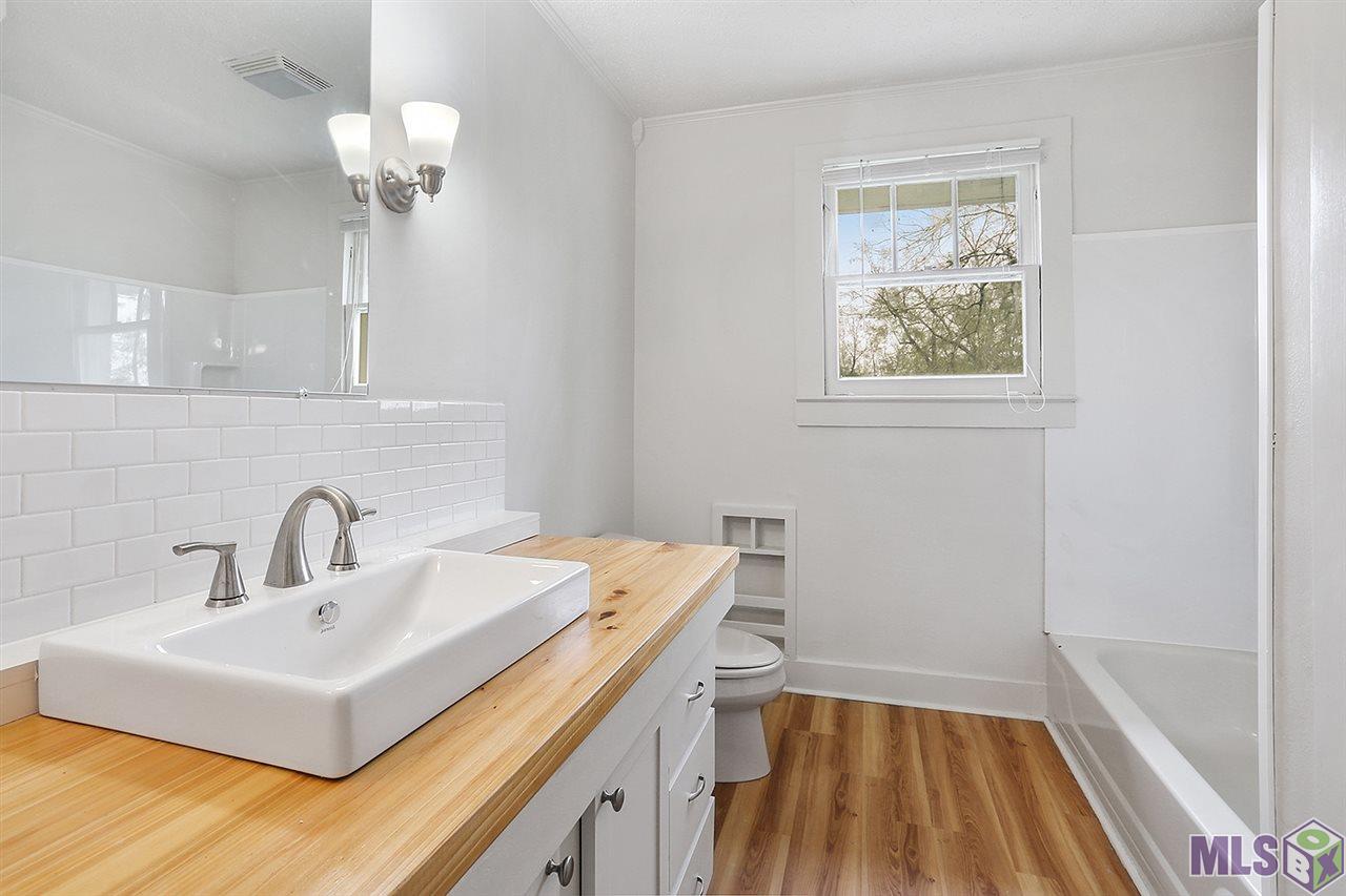 11080 Martin Road Gonzales, LA 70737 - Photo 5 of 10 Gallery Image 5