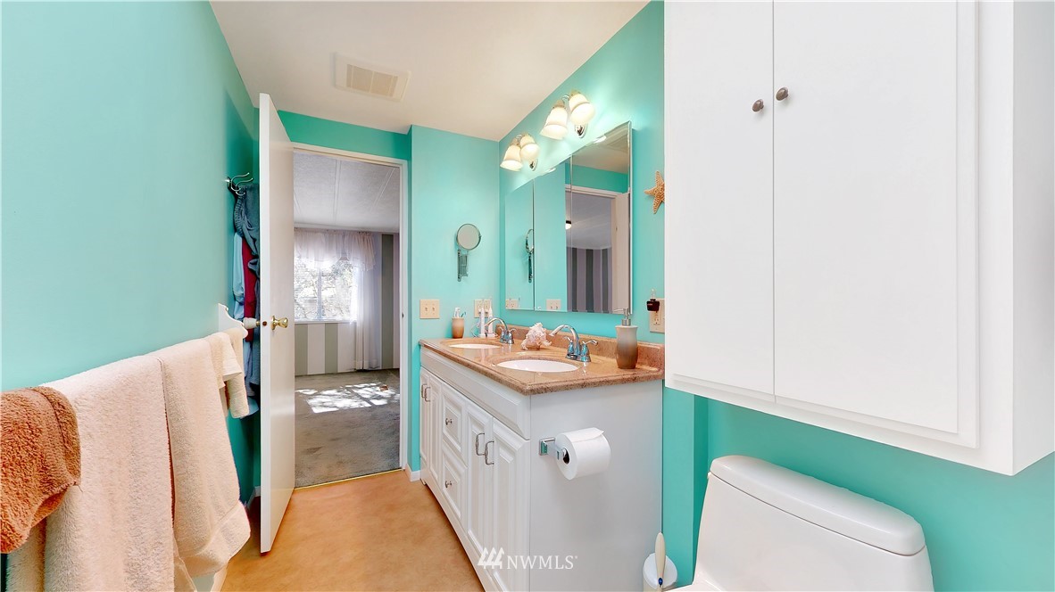 12604 Northeast 197th Court Bothell, WA 98011 - Photo 23 of 30 Gallery Image 23