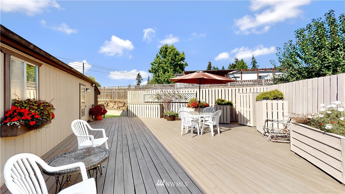 12604 Northeast 197th Court Bothell, WA 98011 - Photo 26 of 30 Gallery Image 26