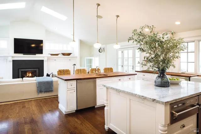 $4,200,000 | Undisclosed Address, Penngrove, CA 94951