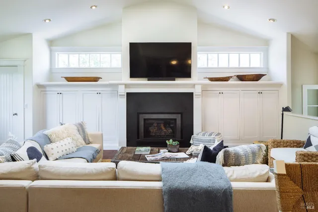 $4,200,000 | Undisclosed Address, Penngrove, CA 94951