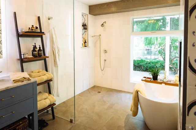 $4,200,000 | Undisclosed Address, Penngrove, CA 94951