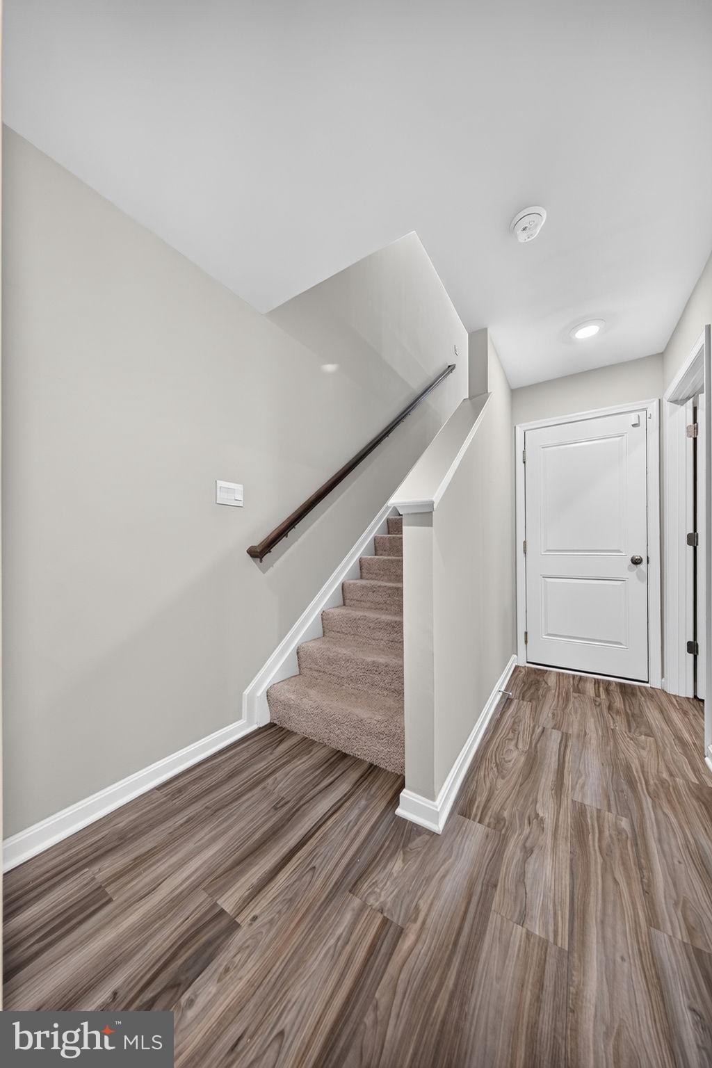 1204 Daphne Way Frederick, MD 21702 - Photo 10 of 46
