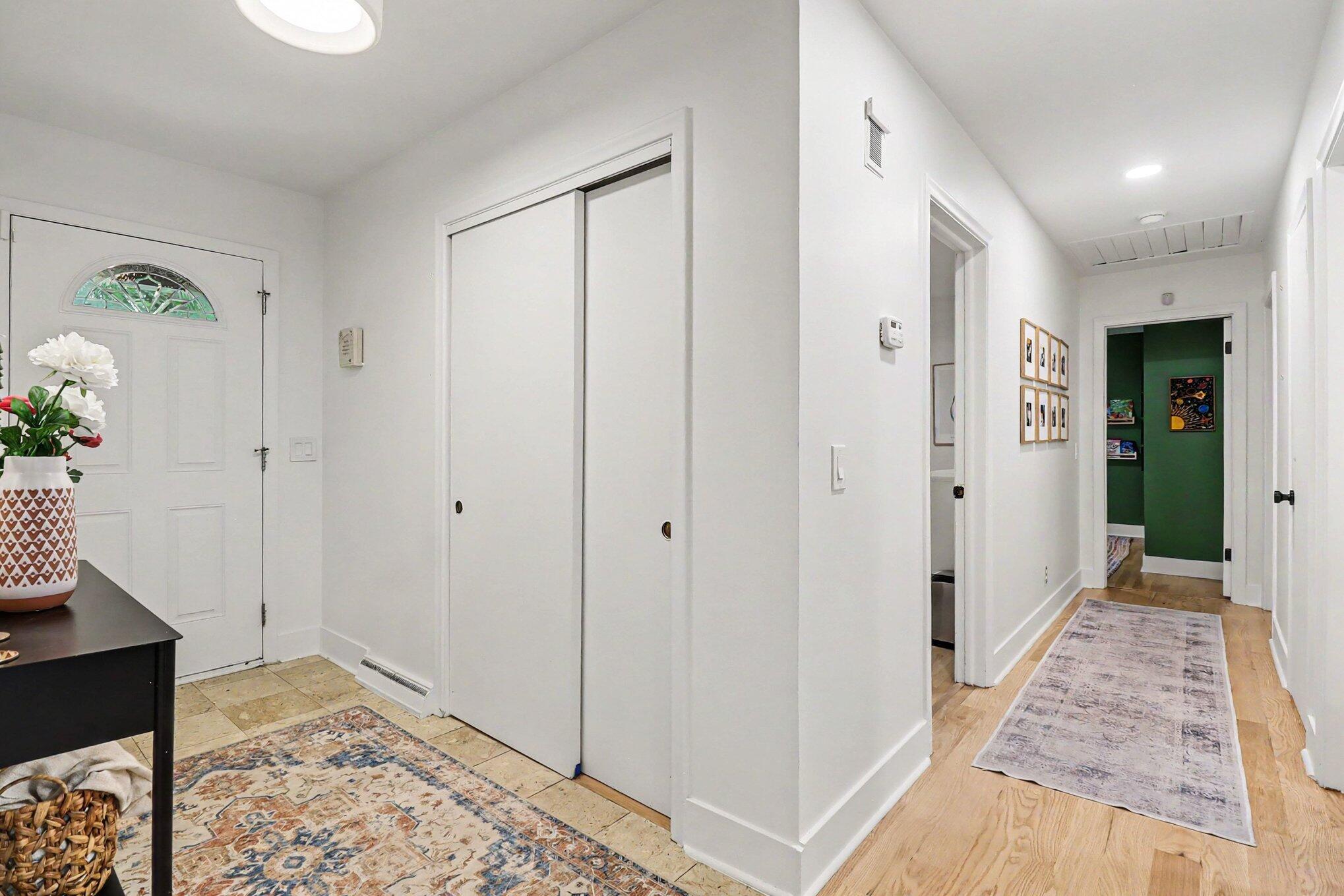 2411 Londonderry Road Ann Arbor, MI 48104 - Photo 25 of 61 007_file_3533