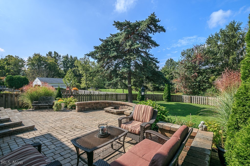 880 Lander Road Cleveland, OH 44143 - Photo 2 of 35