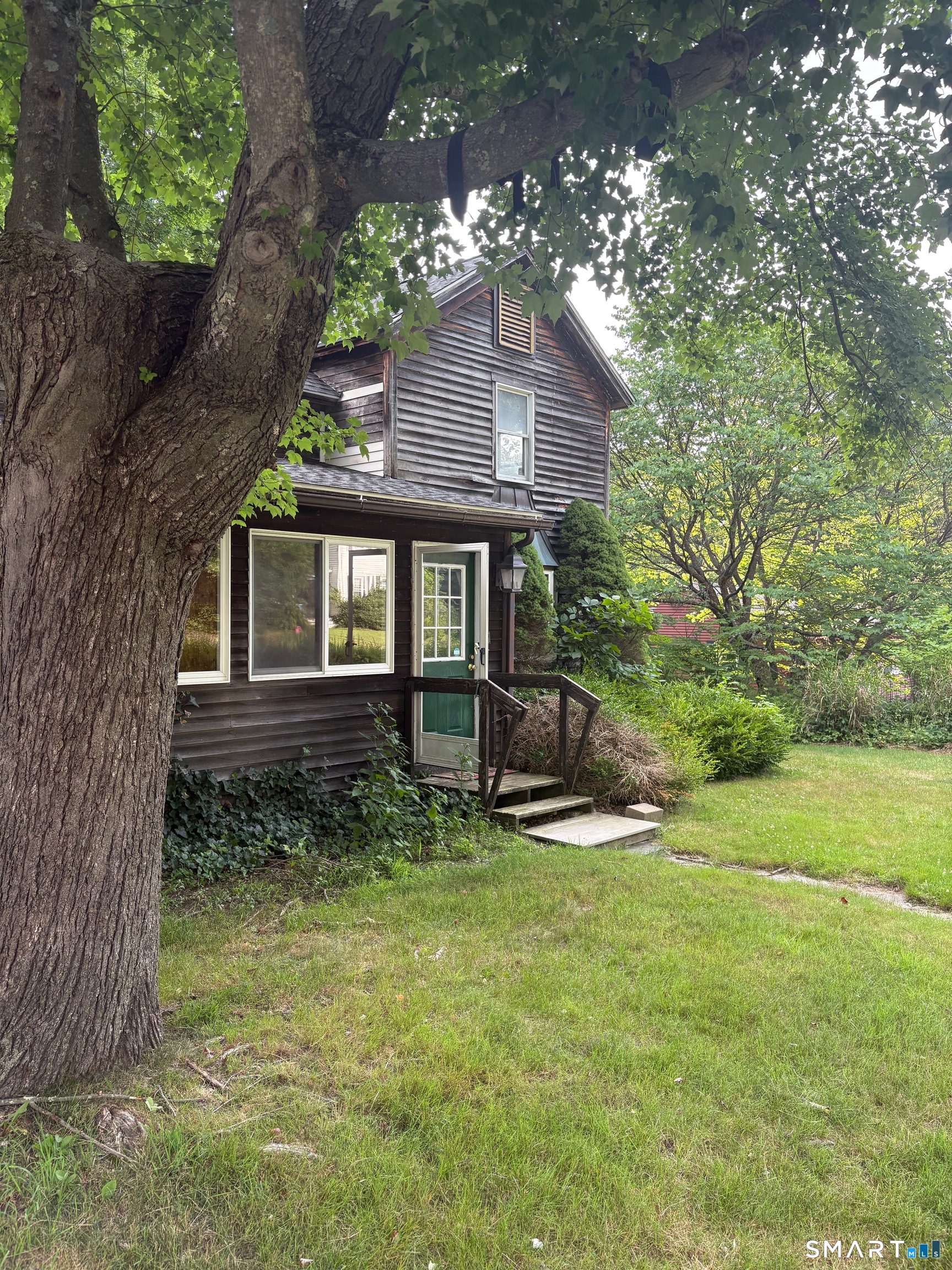 37-39 Verville Road Avon, CT 06001 - Photo 1 of 19