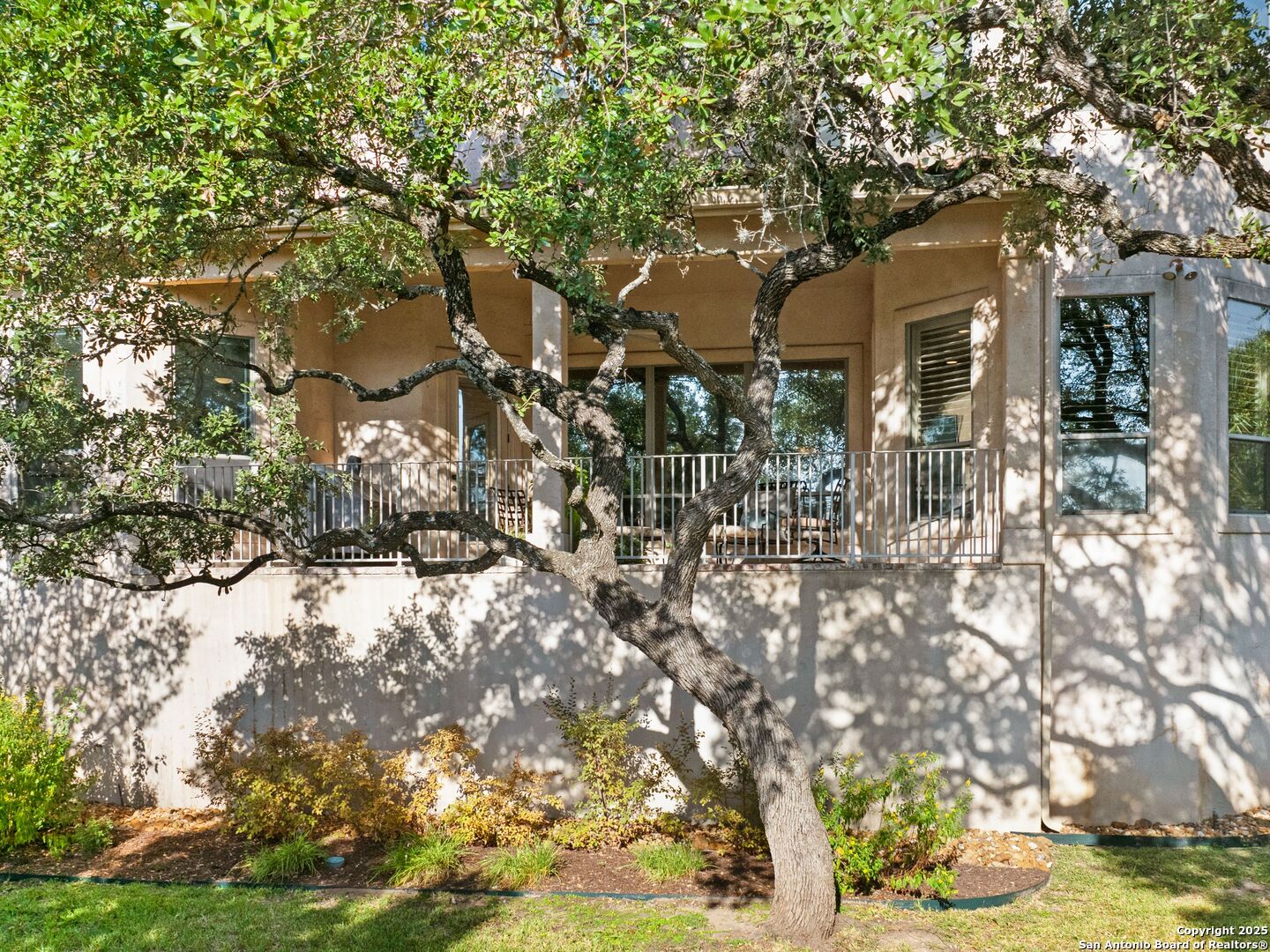 31 Stratton Lane San Antonio, TX 78257 - Photo 31 of 42 a front view of a house with a yard