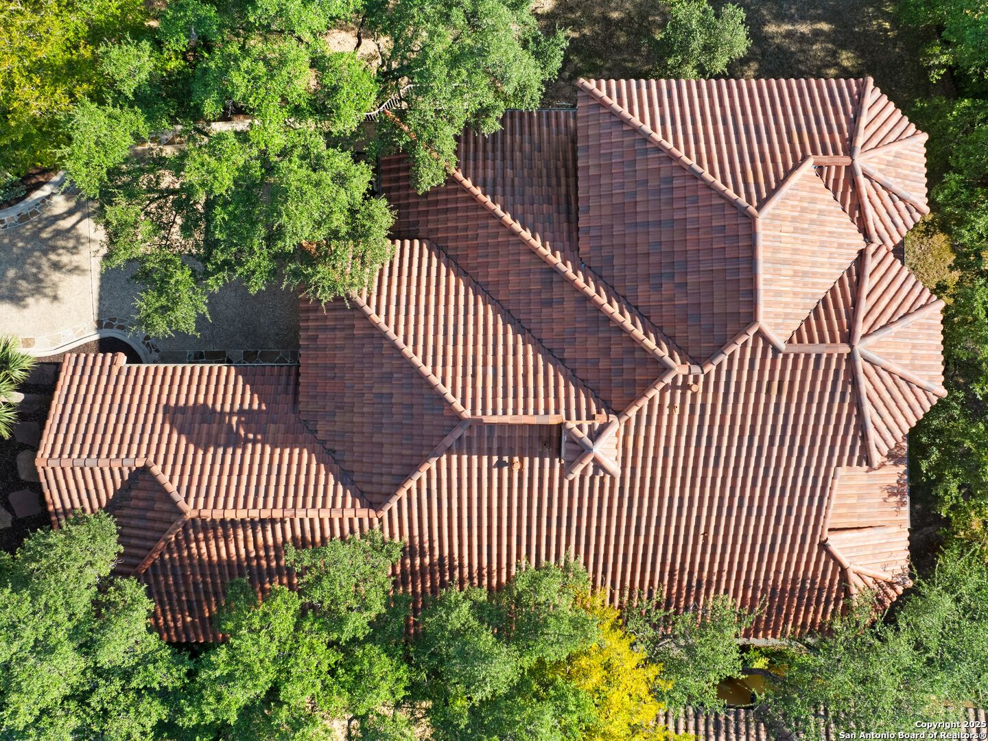 31 Stratton Lane San Antonio, TX 78257 - Photo 42 of 42 a view of a balcony with wooden floor