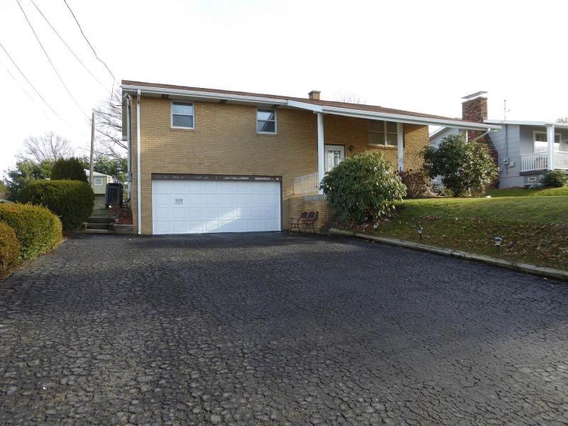 605 Morgantown Road Uniontown, PA 15401 - Photo 2 of 24