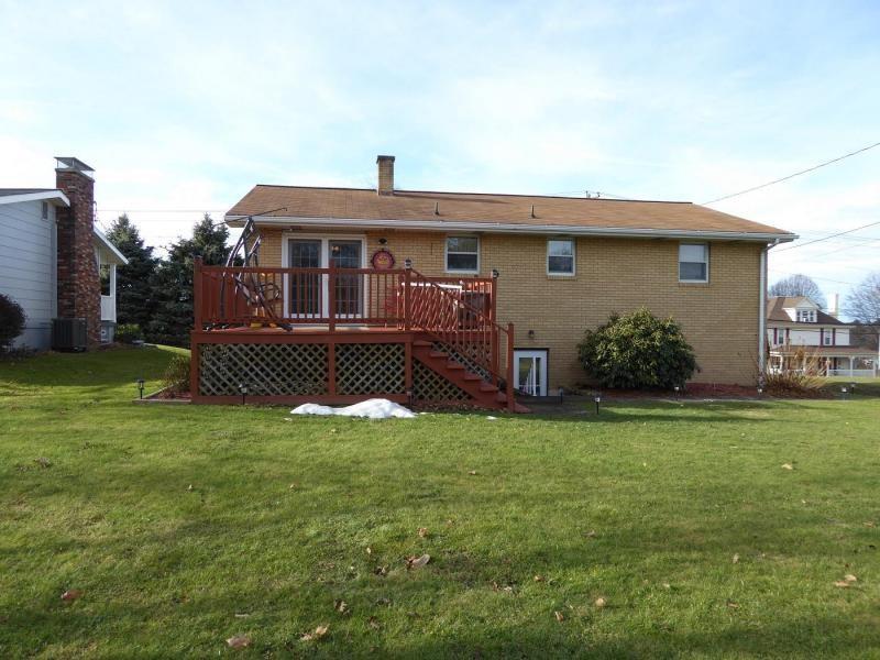 605 Morgantown Road Uniontown, PA 15401 - Photo 4 of 24