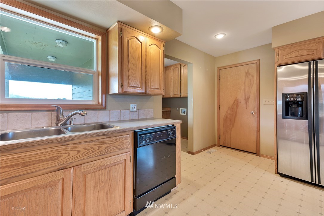 4029 Morgan Road Sumas, WA 98295 - Photo 17 of 25