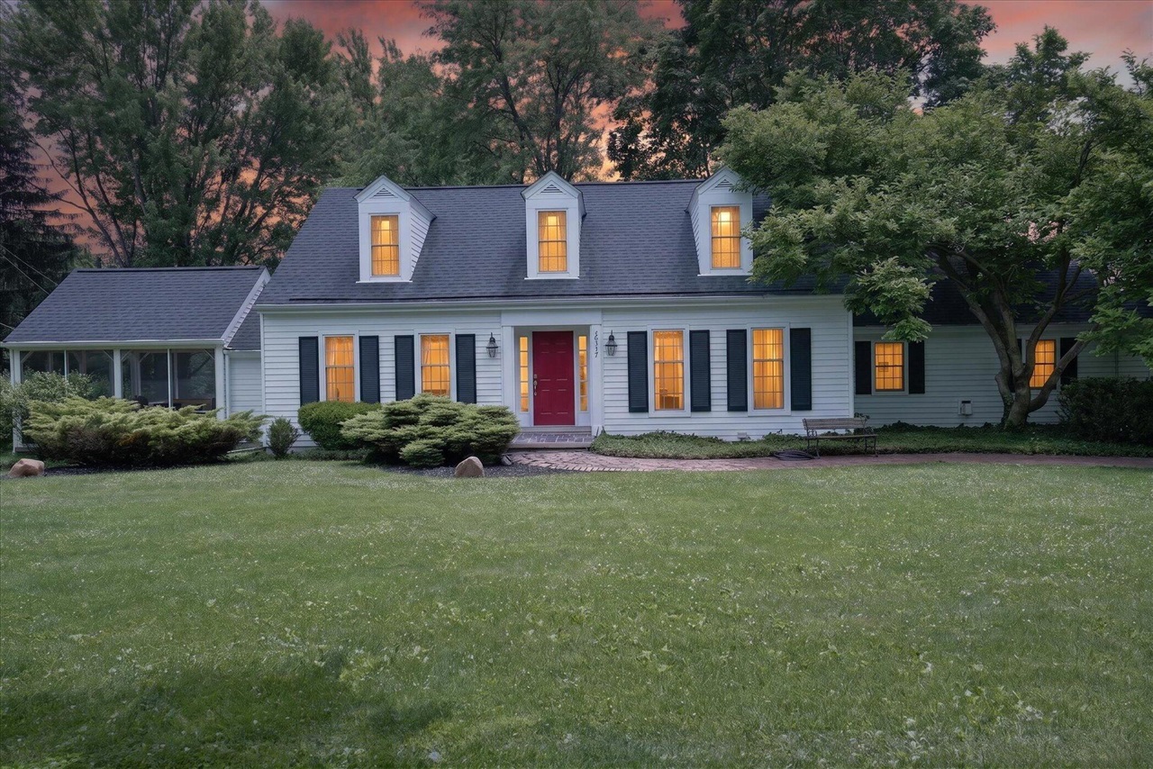 48377 Gyde Road Canton, MI 48187 - Photo 2 of 96