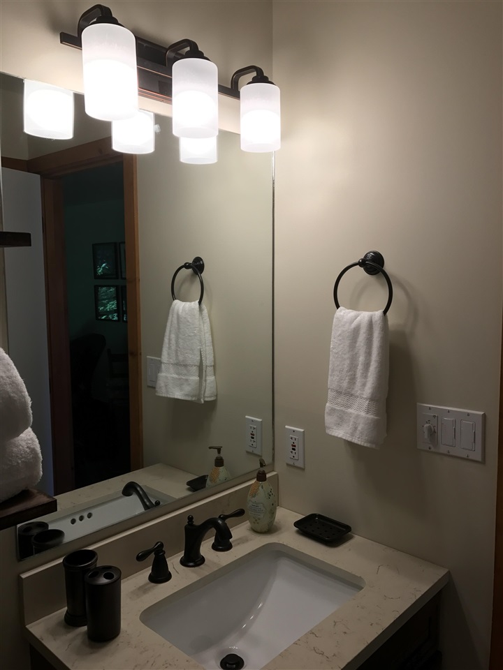 532 East Mountain Road, Unit 28 Killington, VT 05751 - Photo 13 of 26 Gallery Image 13