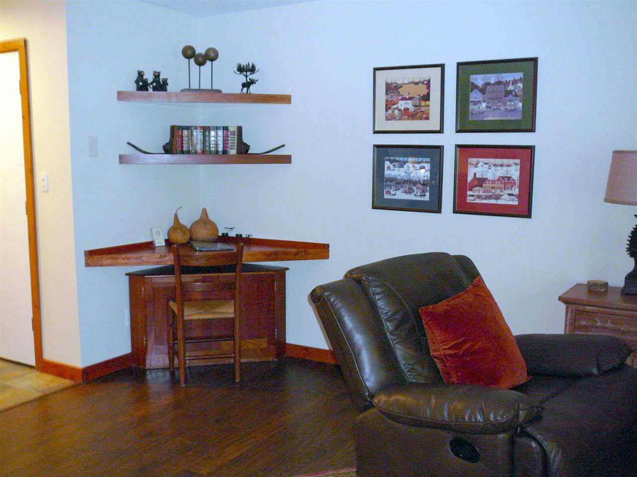 532 East Mountain Road, Unit 28 Killington, VT 05751 - Photo 6 of 26 Gallery Image 6