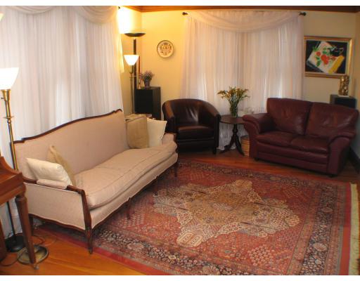 82 Fellsmere Road Malden, MA 02148 - Photo 3 of 15 Gallery Image 3
